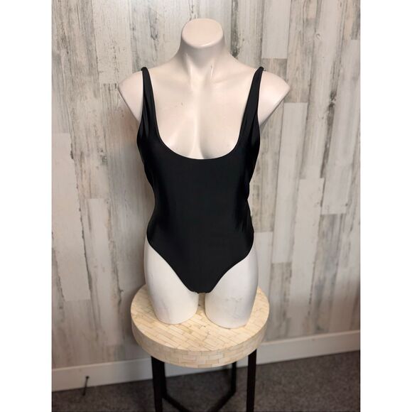 Classic Black Scoop Back Bodysuit | Stretchy Basic Tank One Piece – Size Medium - Picture 5 of 6